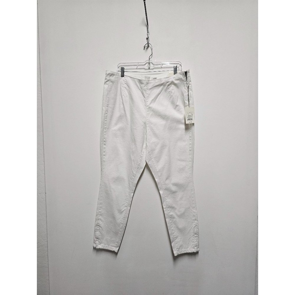 A New Day Women's White Skinny High Rise Fitted Hip & Thigh 18R